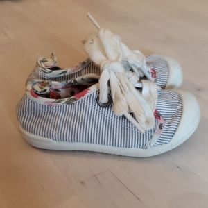 Old Navy striped sneakers